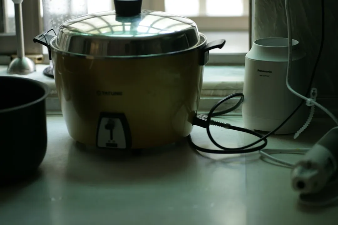 长三角停车场车牌识别系统选型指南：道闸一体机与地感线圈的协同配置